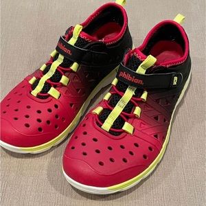 Phibian Stride Rite Water Shoes Size 1